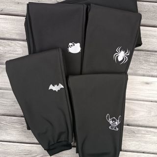 Žhavá novinka 😍 zimní softshellové kalhoty zateplené fleecem❄️ Na webu na vás čekají nové až pohádkové reflexní obrázky...