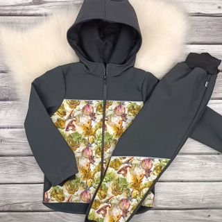 Máte taky tak rádi dinosaury jako my? 🦖 Mrkněte na krásnou novinku 😍 Komplet softshellové bundy a kalhot ❤️...